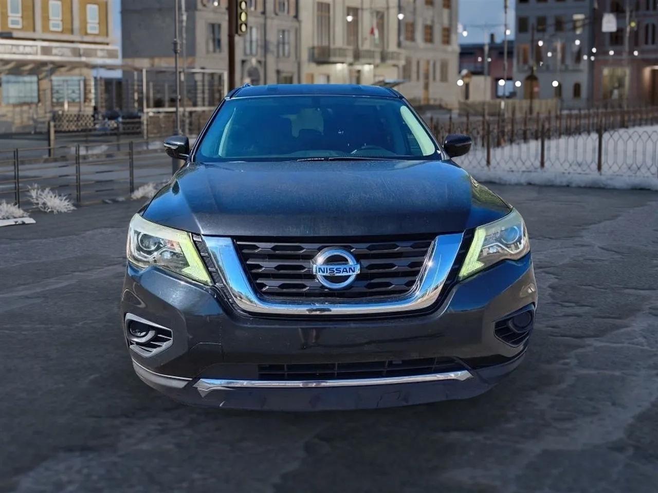 Nissan Pathfinder  2018