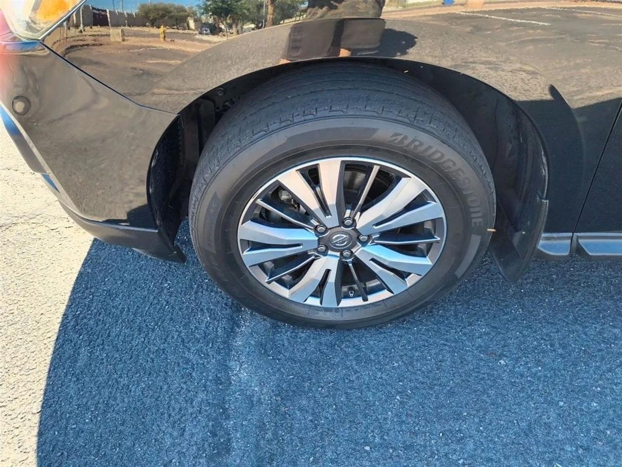 Nissan Pathfinder  2018