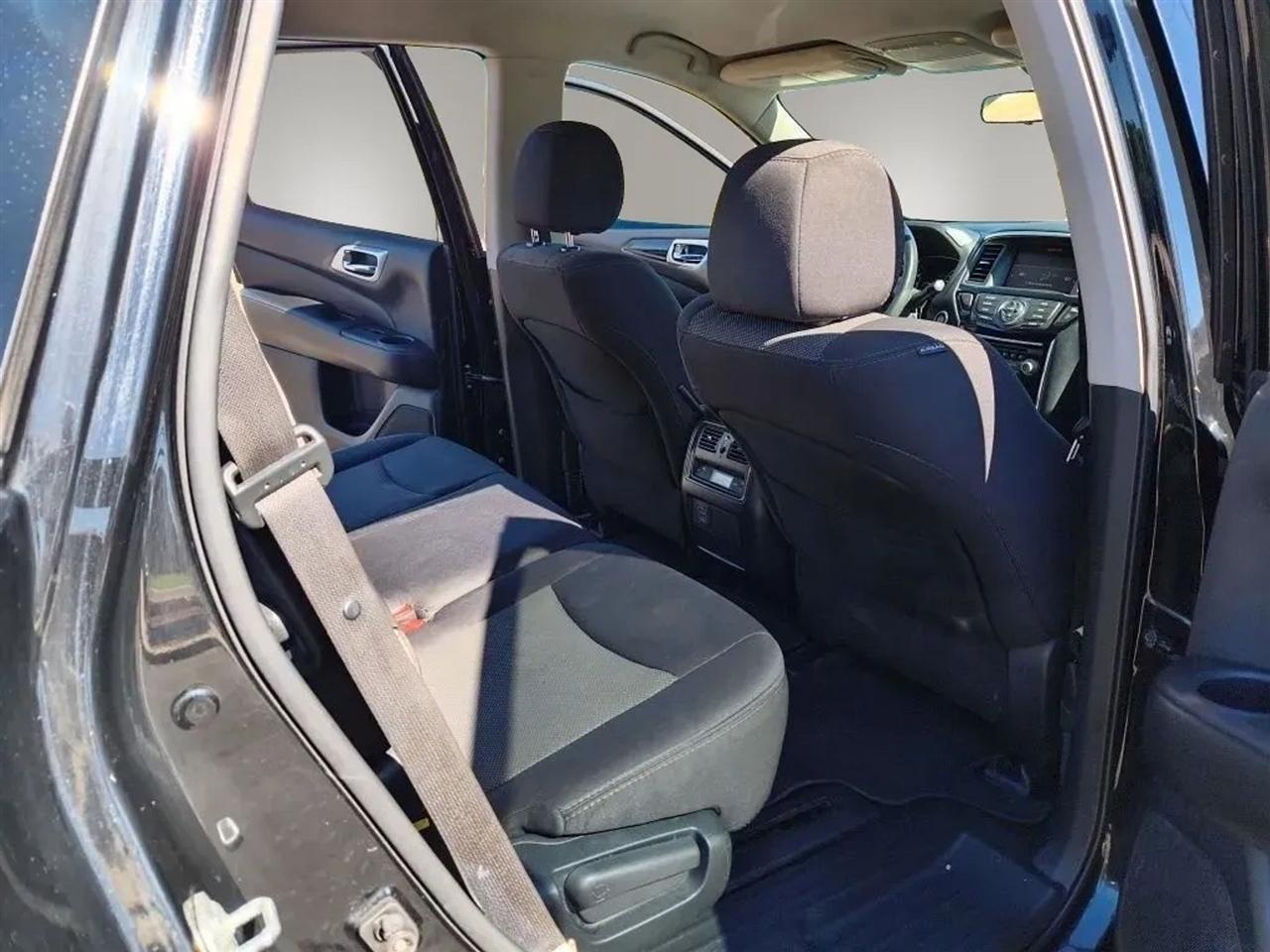 Nissan Pathfinder  2018