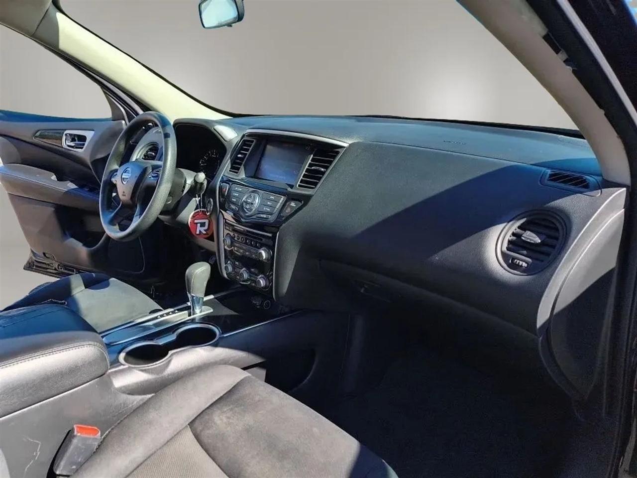Nissan Pathfinder  2018