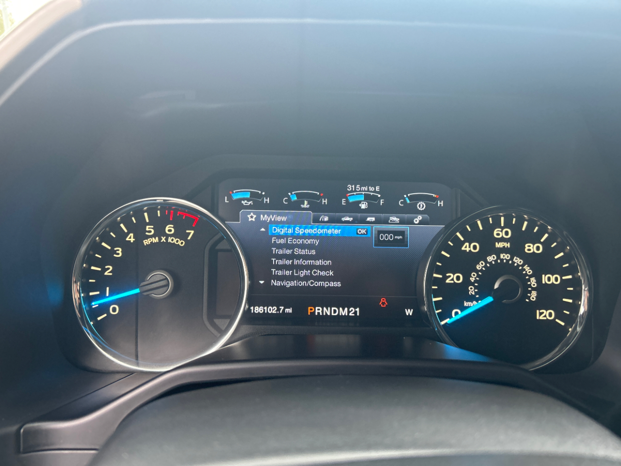 Ford F-150 4WD SuperCrew 145" King Ranch 2016 Ford F-150 4WD SuperCrew 145" King Ranch 2016