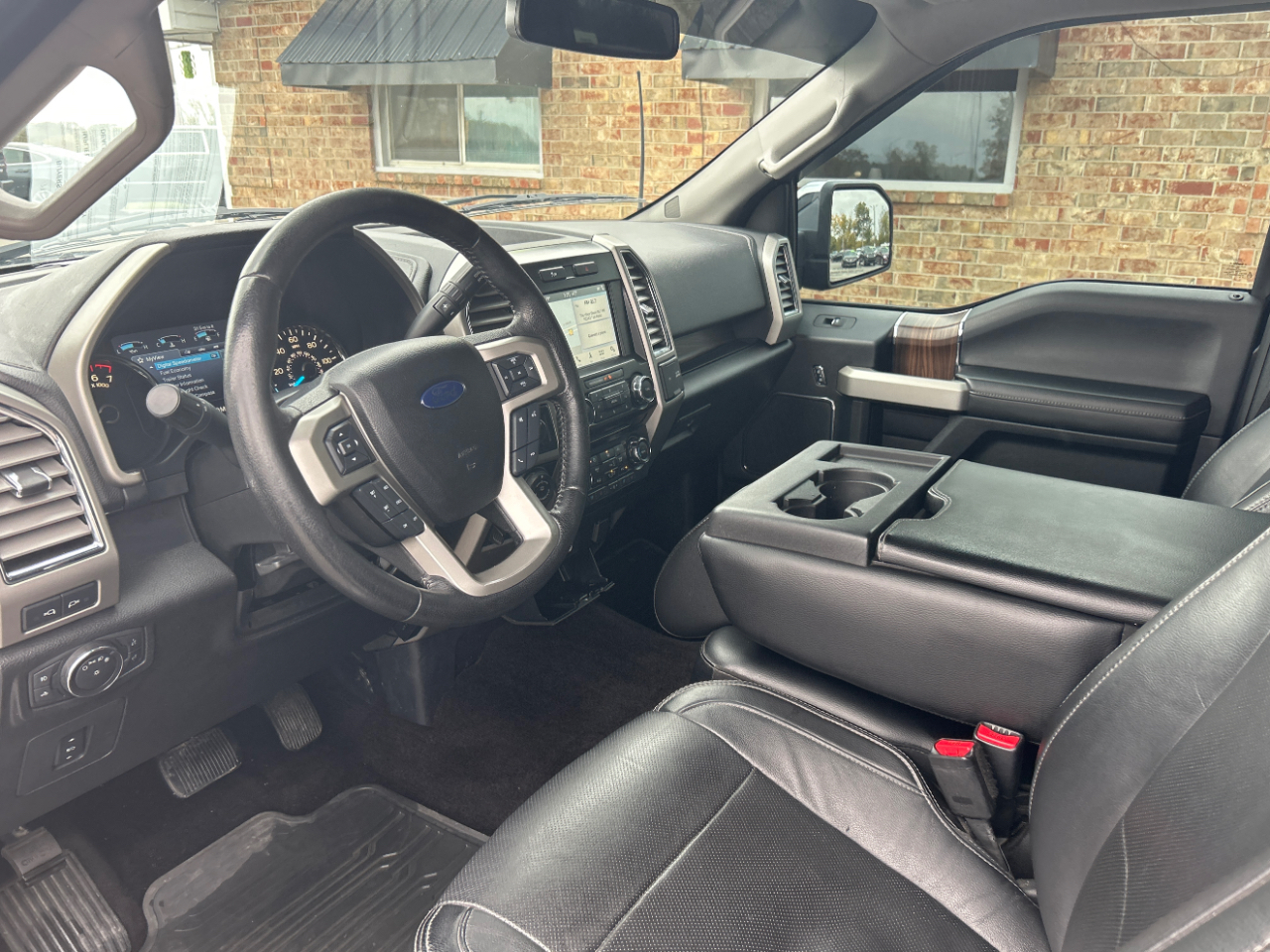 Ford F-150 4WD SuperCrew 145" King Ranch 2016 Ford F-150 4WD SuperCrew 145" King Ranch 2016