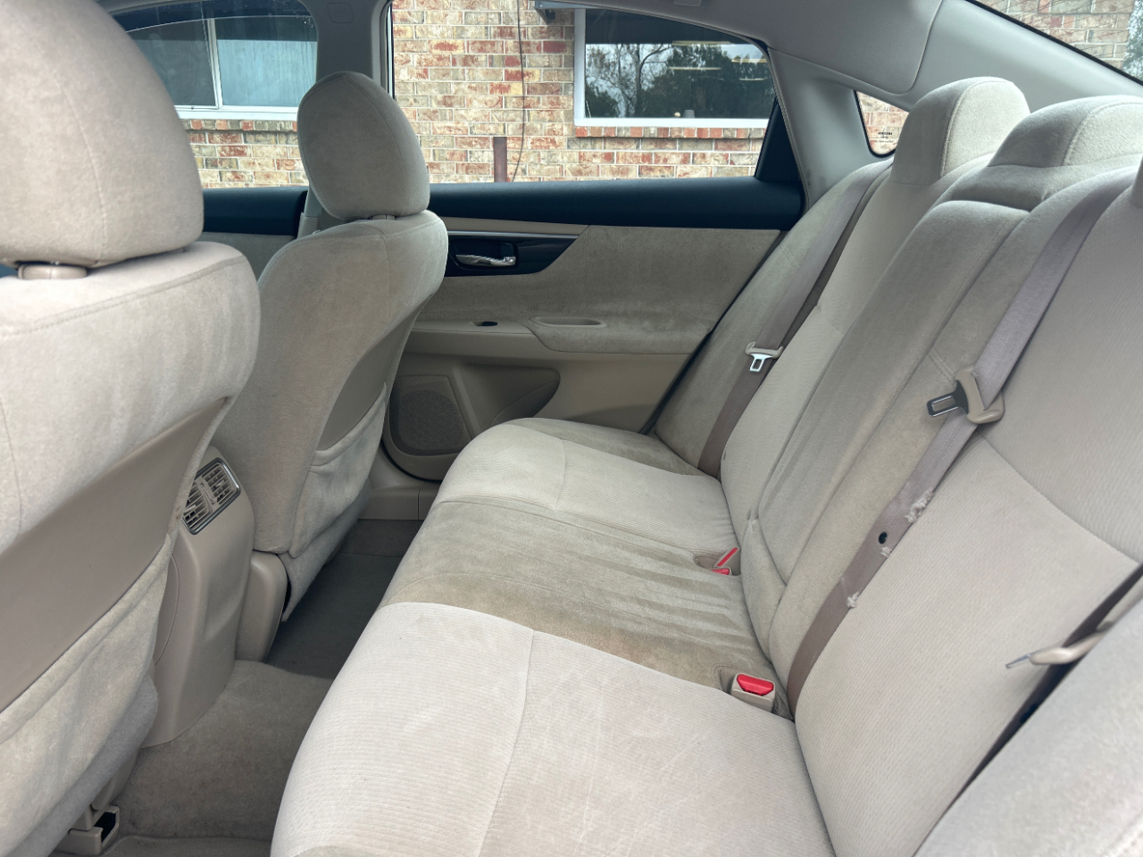 Nissan Altima 4dr Sdn I4 2.5 SV 2013 Nissan Altima 4dr Sdn I4 2.5 SV 2013