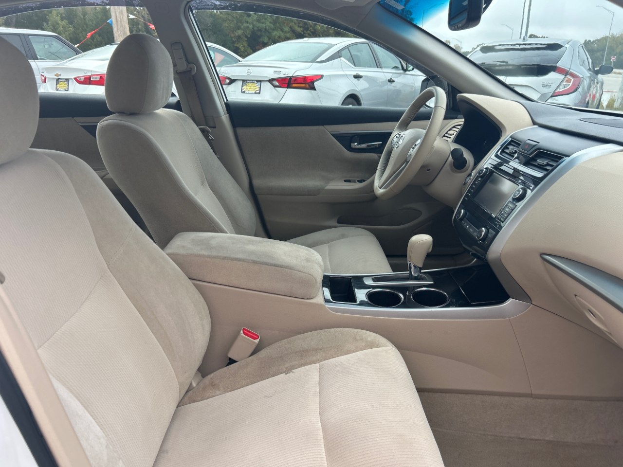 Nissan Altima 4dr Sdn I4 2.5 SV 2013 Nissan Altima 4dr Sdn I4 2.5 SV 2013