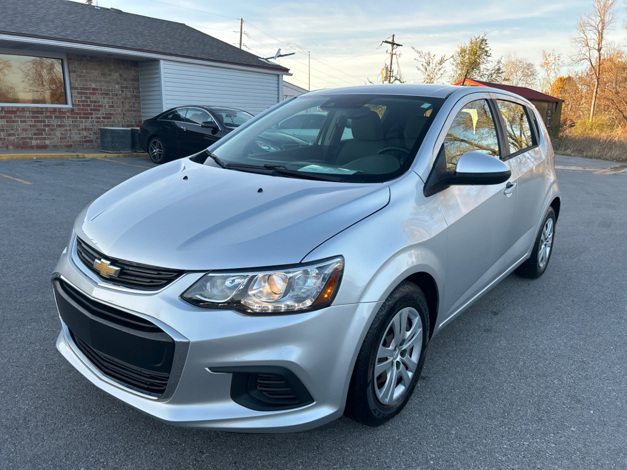 2020 Chevrolet Sonic 5dr HB LT w/1FL