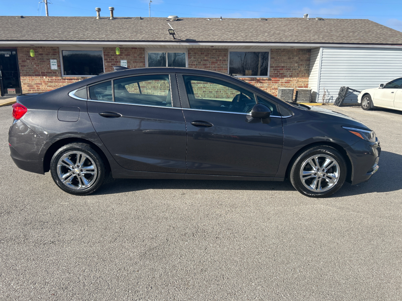 Chevrolet Cruze 4dr Sdn 1.4L LT w/1SD 2017