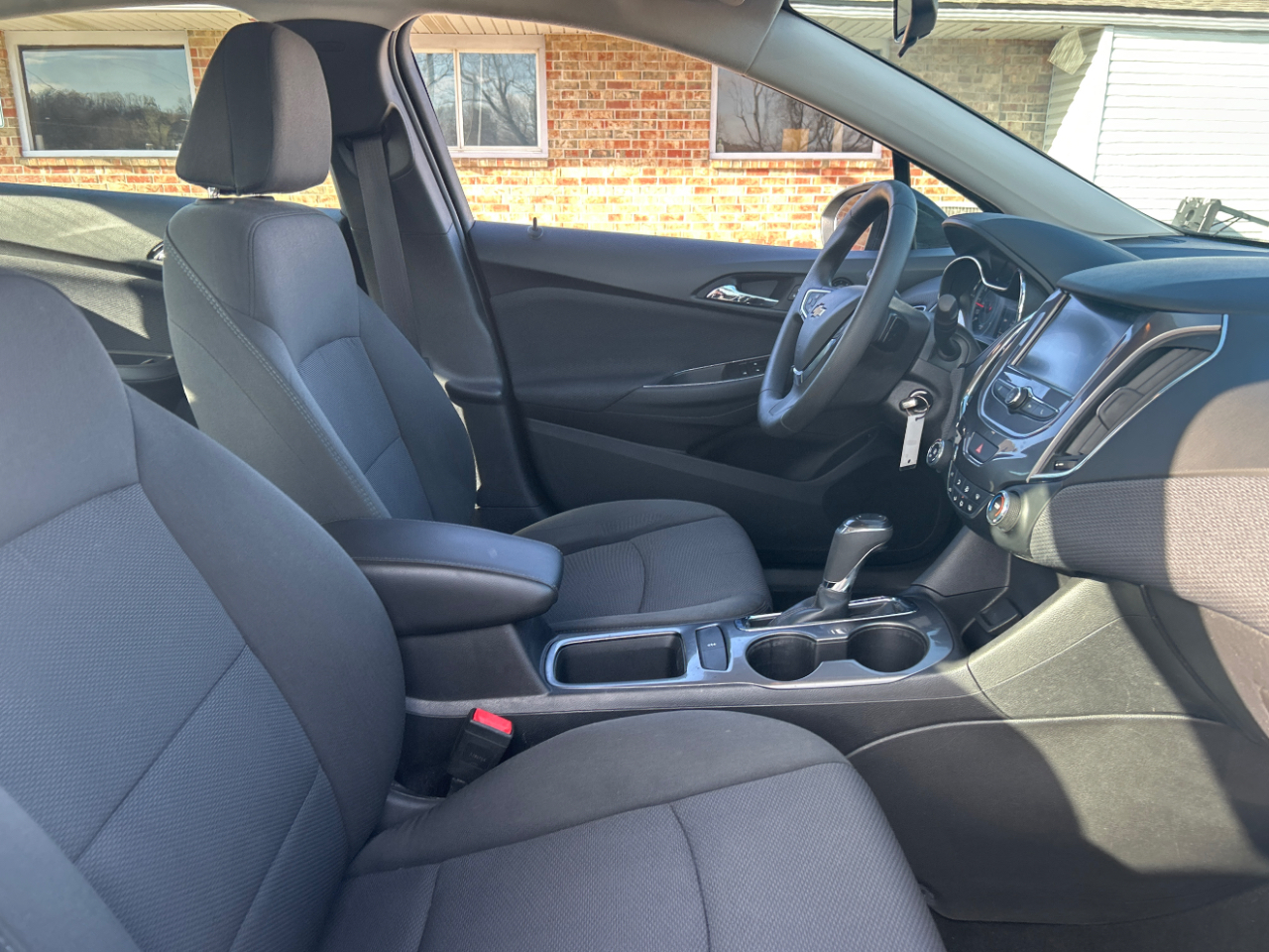 Chevrolet Cruze 4dr Sdn 1.4L LT w/1SD 2017