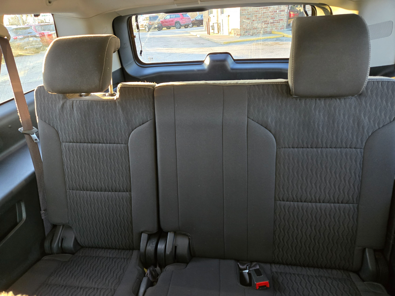 GMC Yukon XL 4WD 4dr SLE 2017