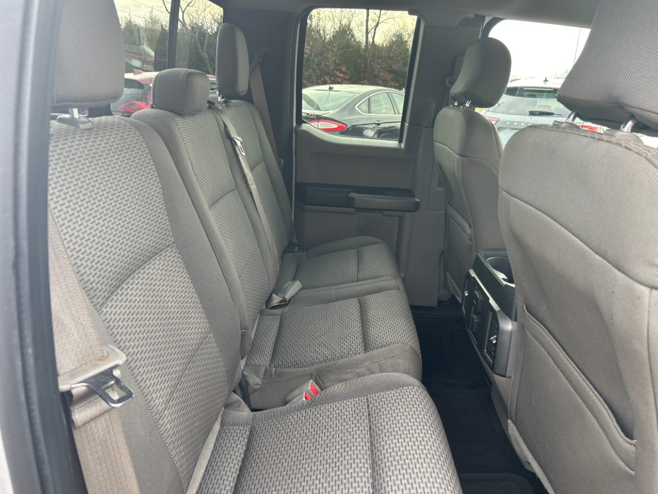 Ford F-150 2WD SuperCab 145" Lariat 2016