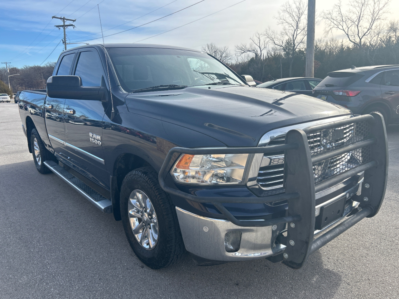 RAM 1500 4WD Quad Cab 140.5" Big Horn 2016