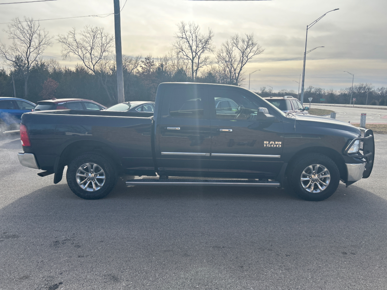RAM 1500 4WD Quad Cab 140.5" Big Horn 2016