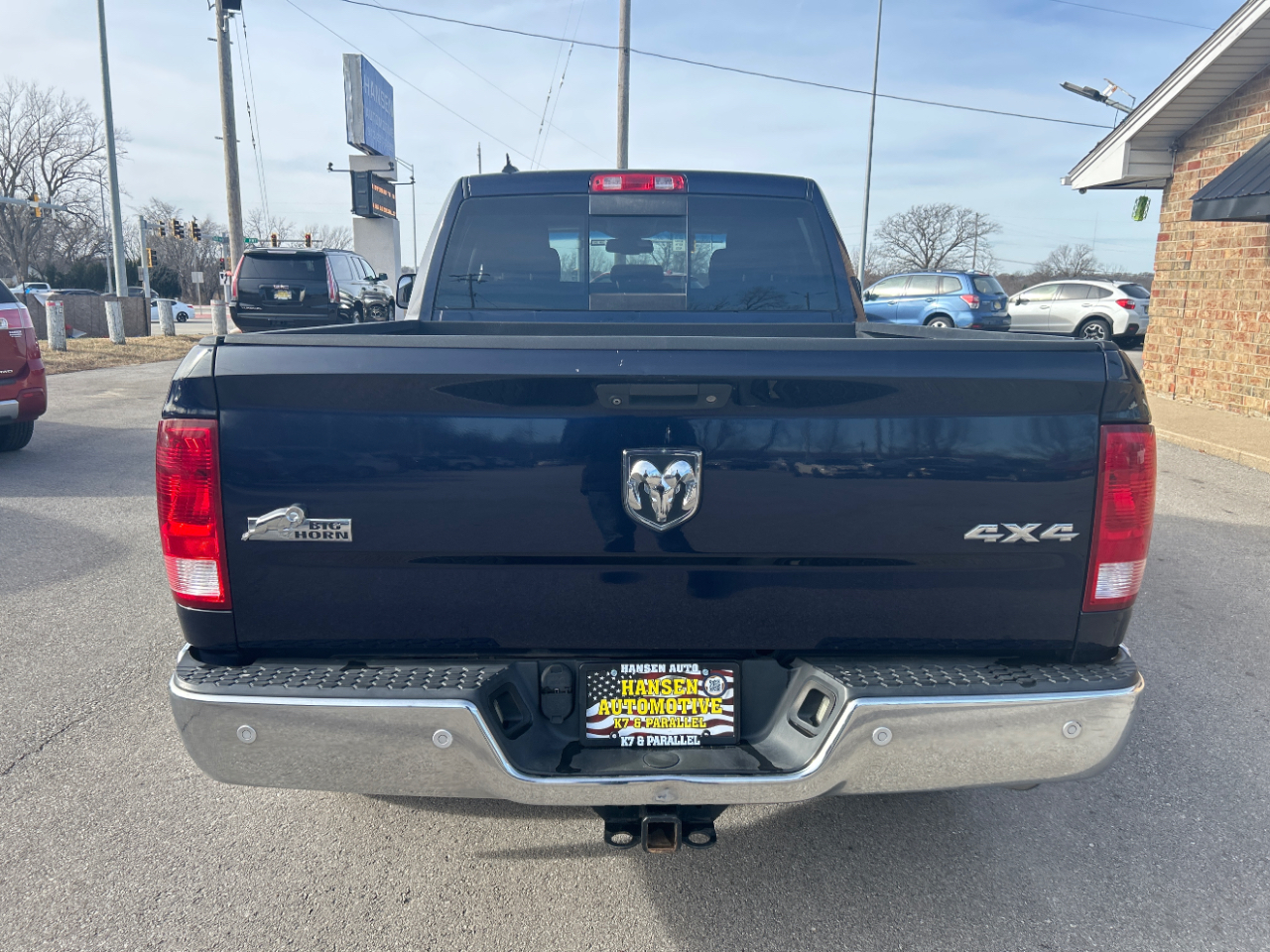RAM 1500 4WD Quad Cab 140.5" Big Horn 2016
