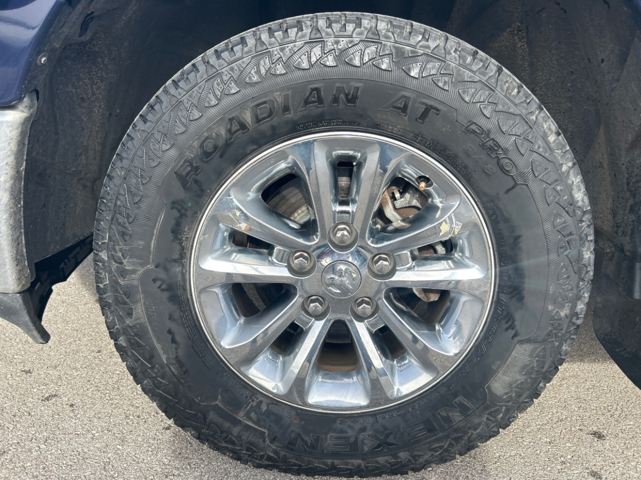 RAM 1500 4WD Quad Cab 140.5" Big Horn 2016