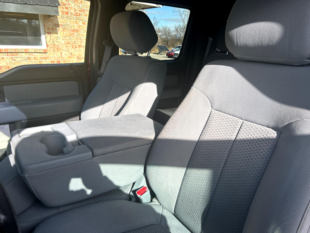 Ford F-150 4WD SuperCrew 145" XLT 2014