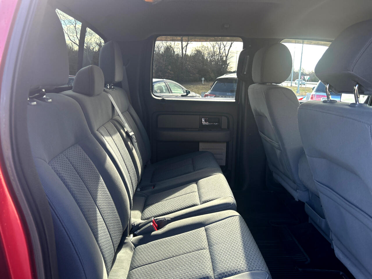 Ford F-150 4WD SuperCrew 145" XLT 2014