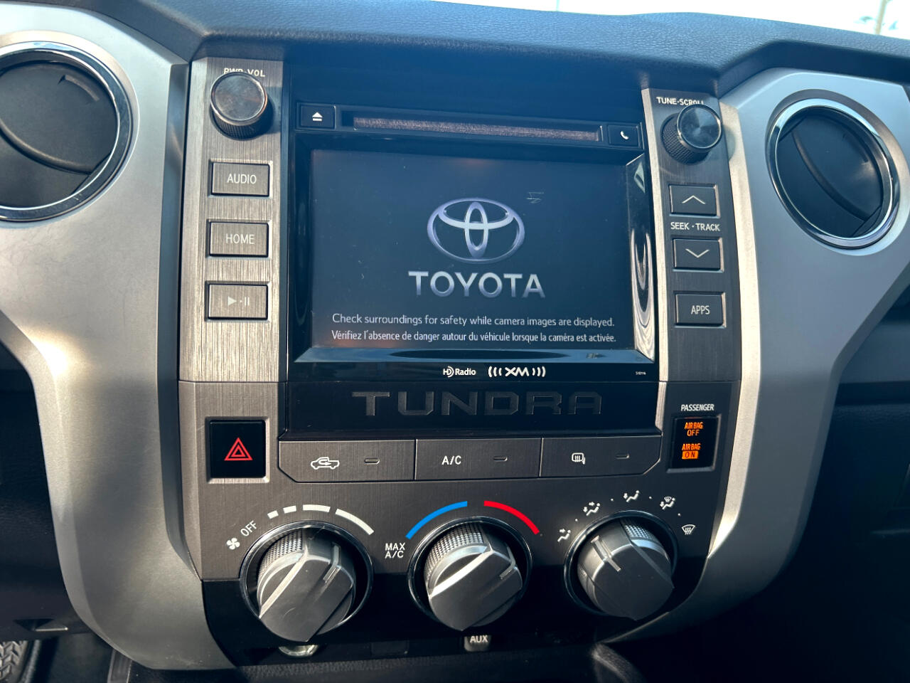 Toyota Tundra 2WD Truck Double Cab 4.6L V8 6-Spd AT SR5 (Natl) 2016