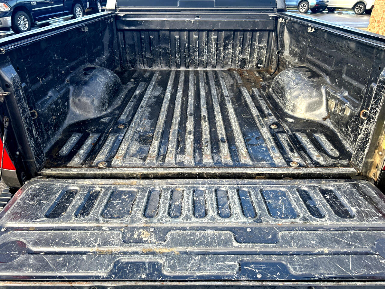 Toyota Tundra 2WD Truck Double Cab 4.6L V8 6-Spd AT SR5 (Natl) 2016