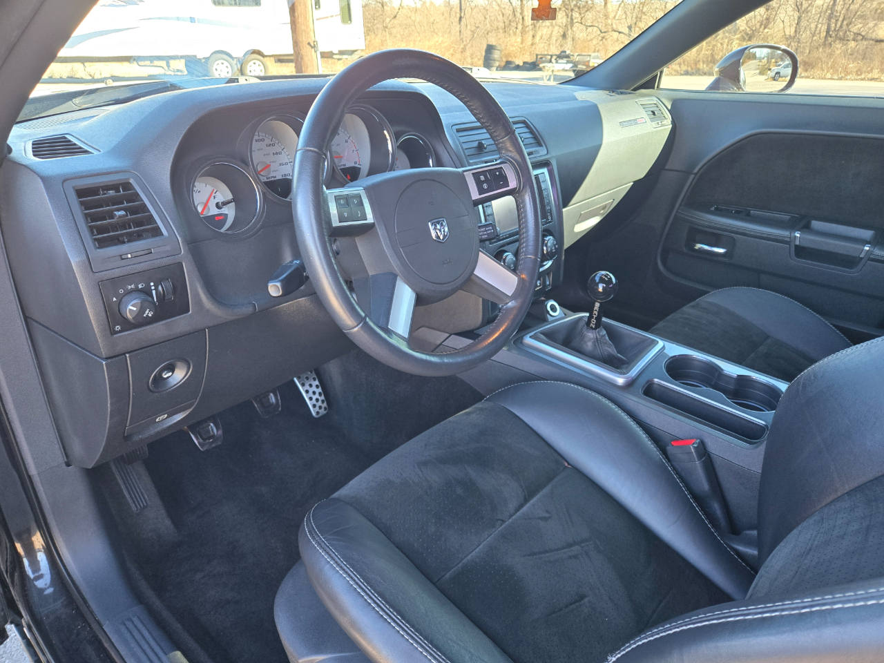 Dodge Challenger 2dr Cpe SRT8 2010