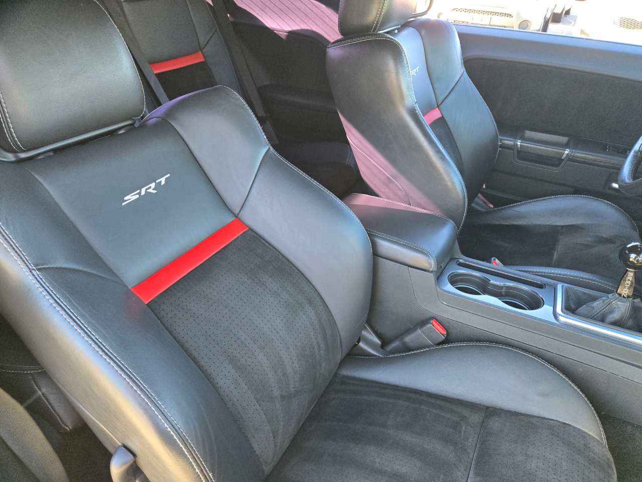 Dodge Challenger 2dr Cpe SRT8 2010