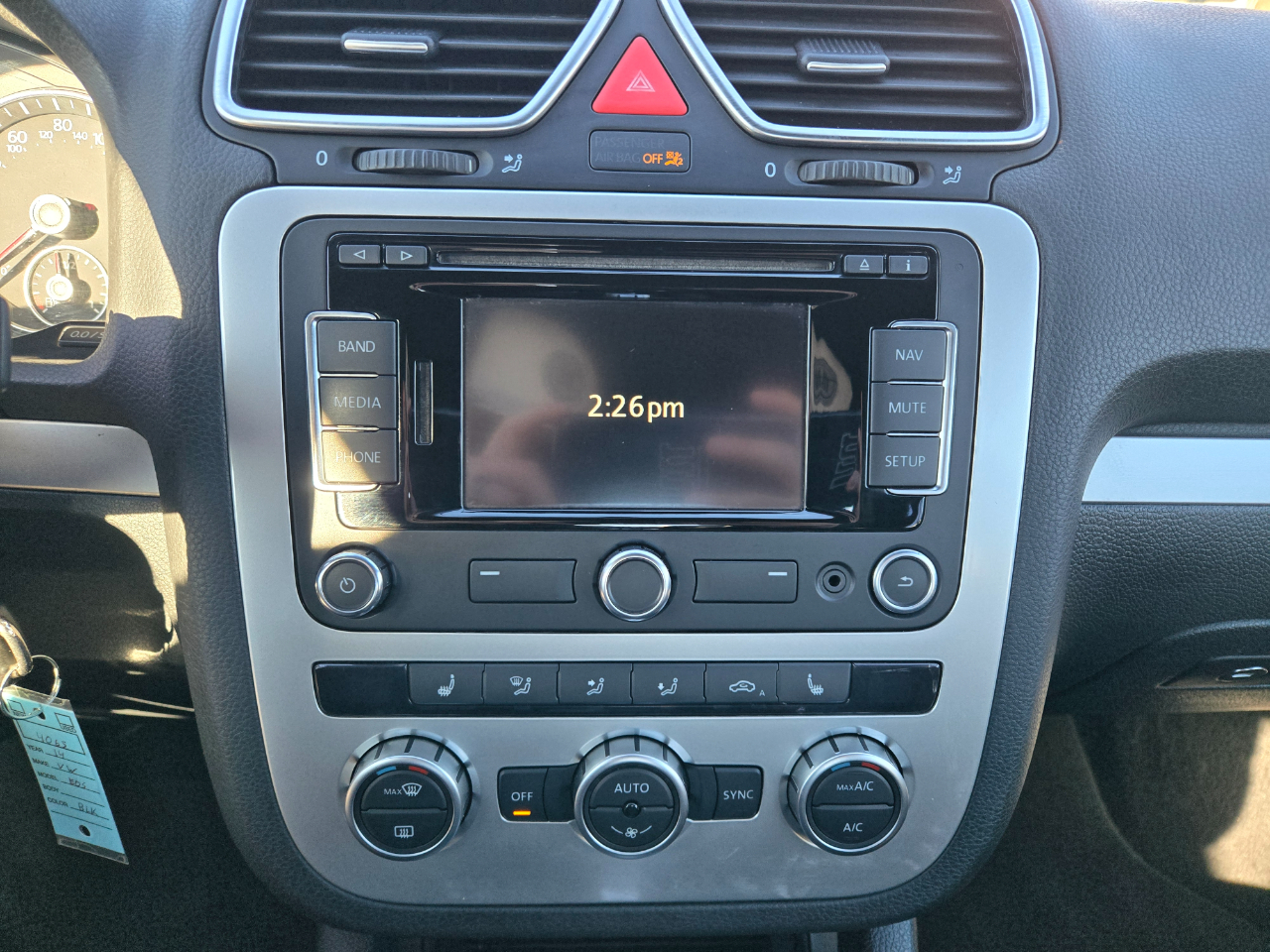 Volkswagen Eos 2dr Conv Komfort 2014