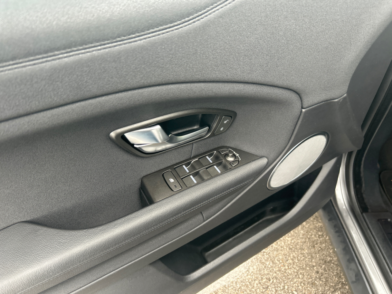 Land Rover Range Rover Evoque 5 Door SE 2019