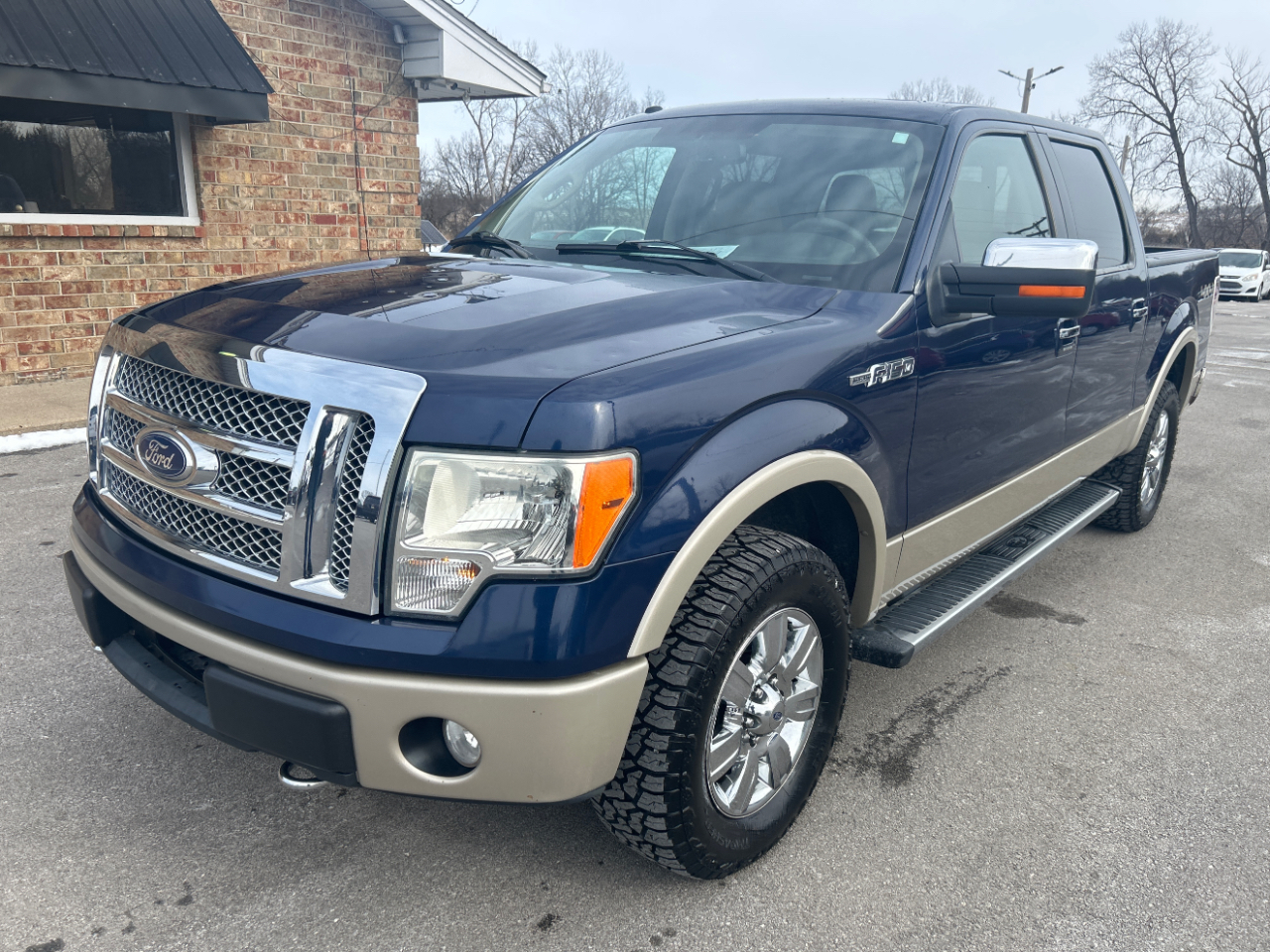2010 Ford F-150 4WD SuperCrew 145" XL