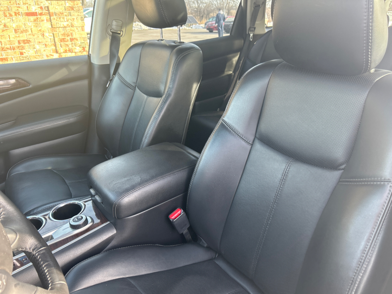 Nissan Pathfinder 4WD 4dr Platinum 2016