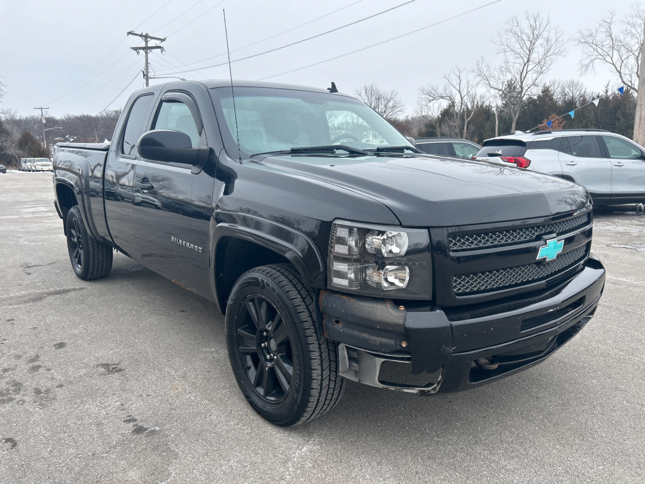 Chevrolet Silverado 1500 4WD Ext Cab 143.5" LT 2013