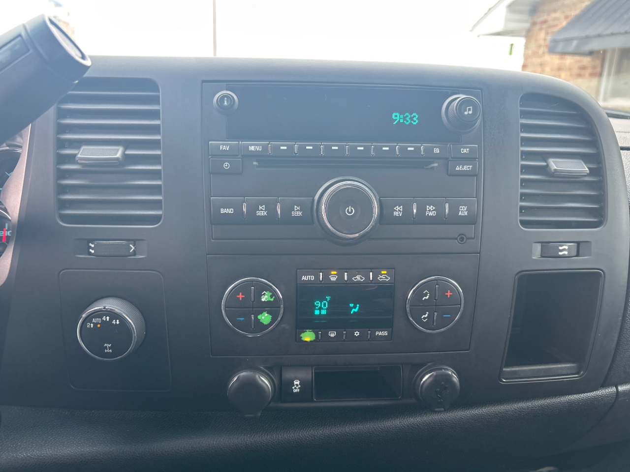 Chevrolet Silverado 1500 4WD Ext Cab 143.5" LT 2013