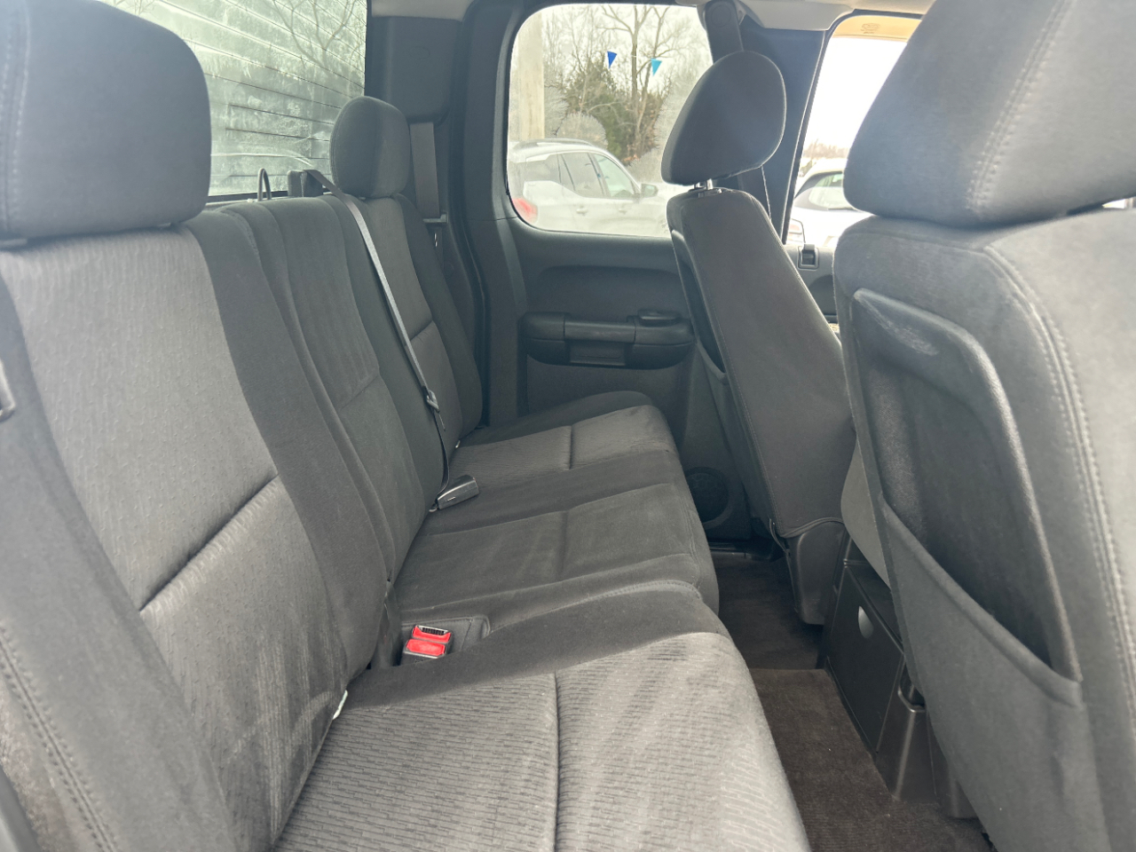 Chevrolet Silverado 1500 4WD Ext Cab 143.5" LT 2013