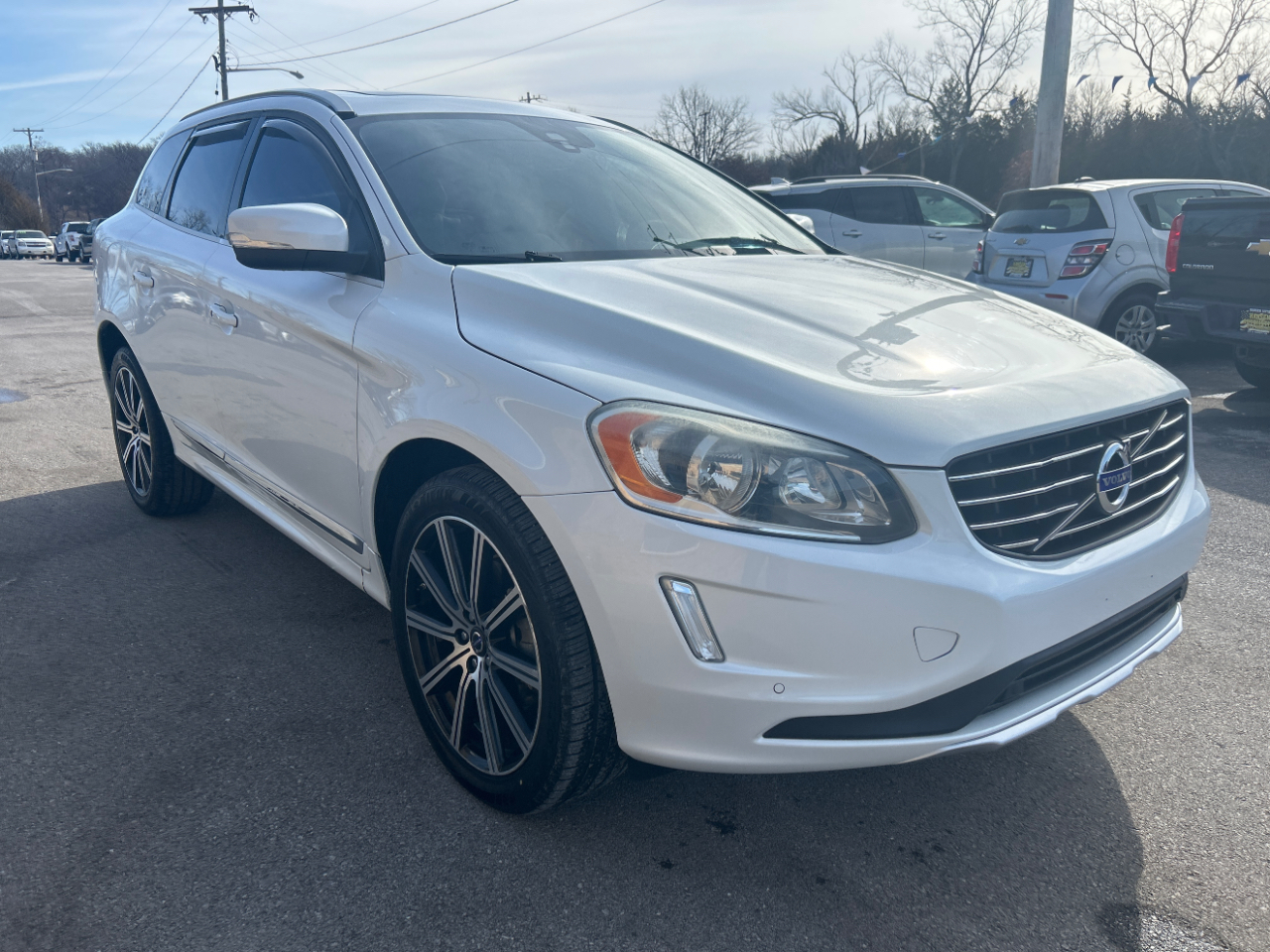 Volvo XC60 2015.5 AWD 4dr T6 2015