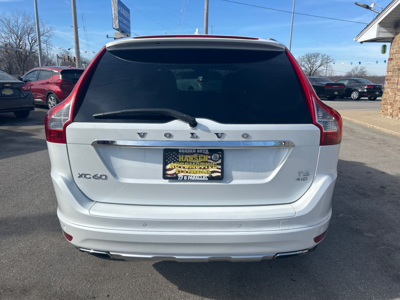 Volvo XC60 2015.5 AWD 4dr T6 2015