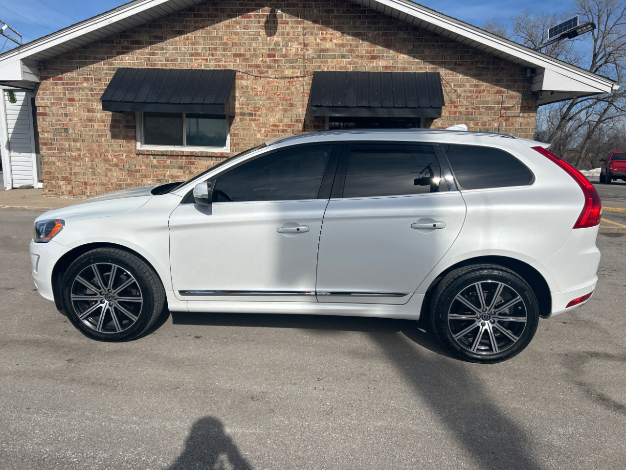 Volvo XC60 2015.5 AWD 4dr T6 2015