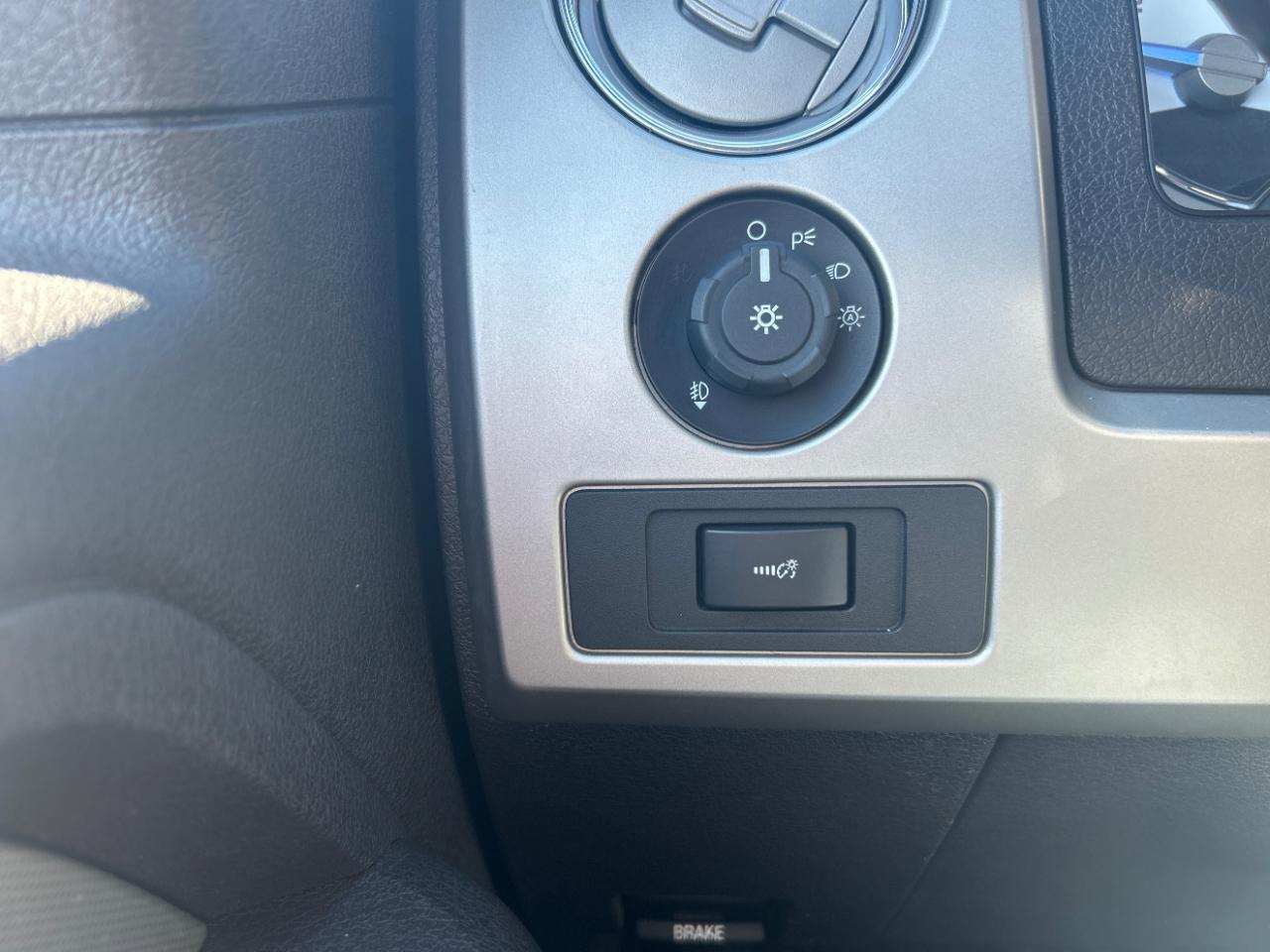 Ford F-150 AWD SuperCrew 145" Lariat Limited 2011