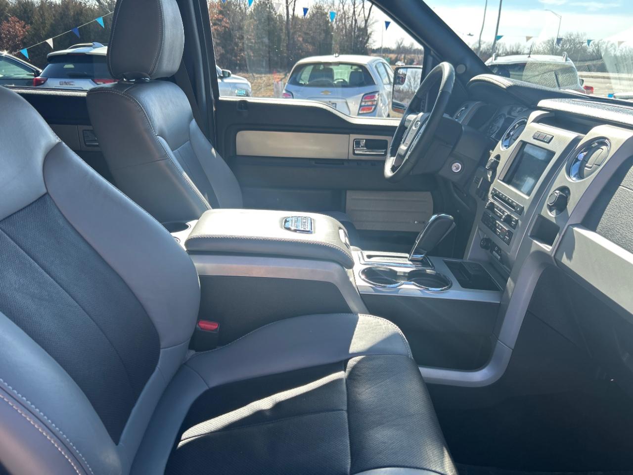 Ford F-150 AWD SuperCrew 145" Lariat Limited 2011