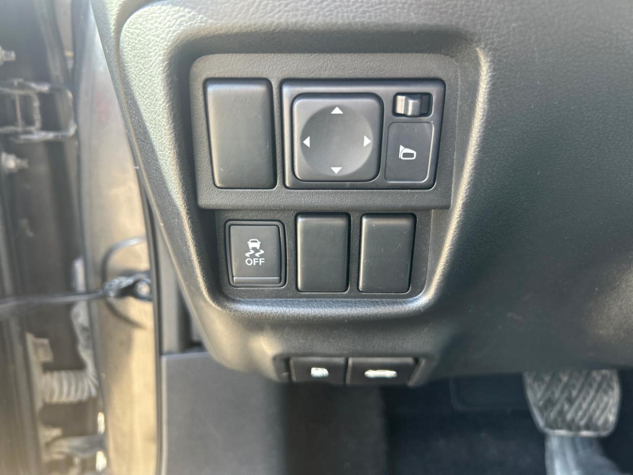 Nissan Juke 5dr Wgn CVT S FWD 2013