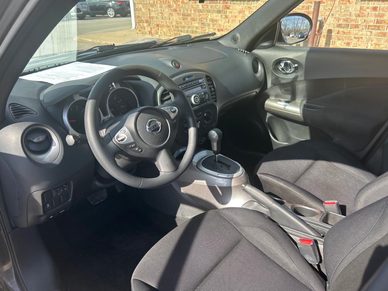 Nissan Juke 5dr Wgn CVT S FWD 2013