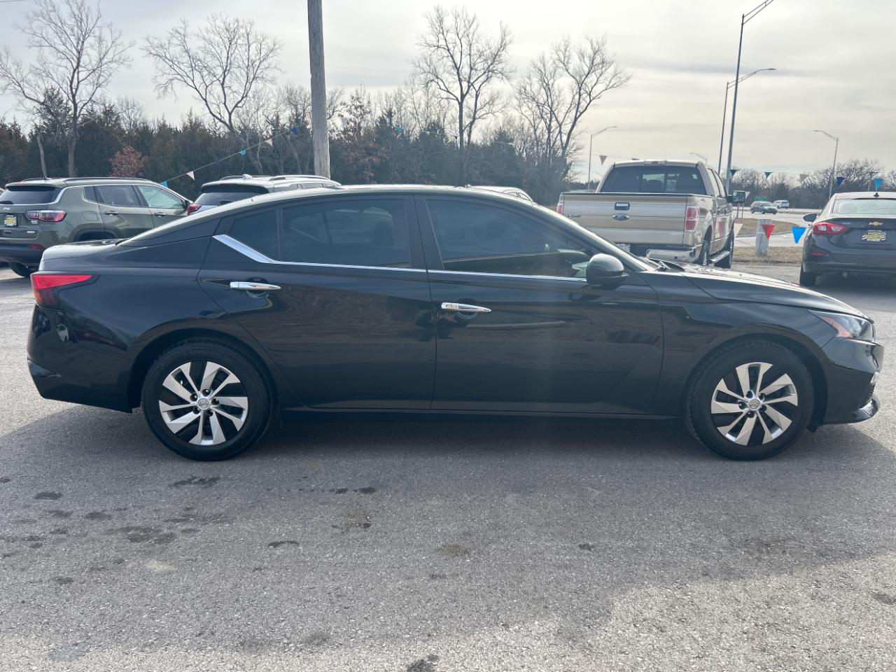 Nissan Altima 2.5 S Sedan 2022