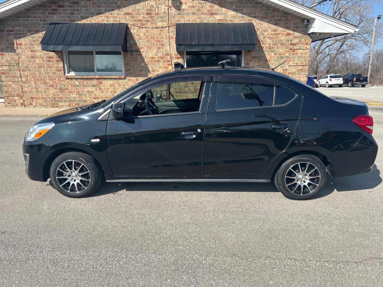 Mitsubishi Mirage G4 ES Manual 2020