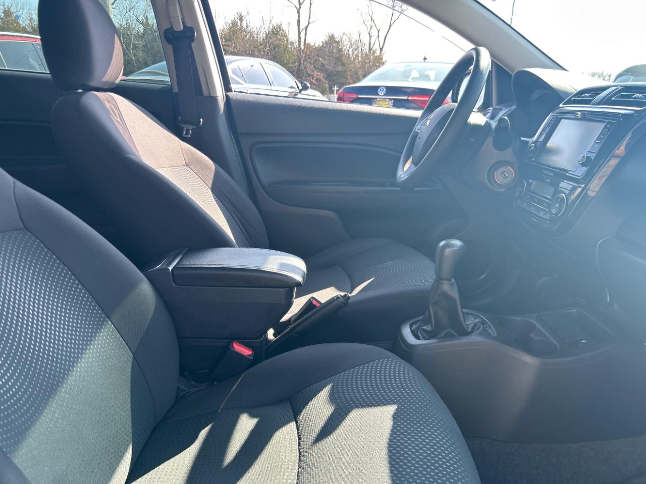 Mitsubishi Mirage G4 ES Manual 2020