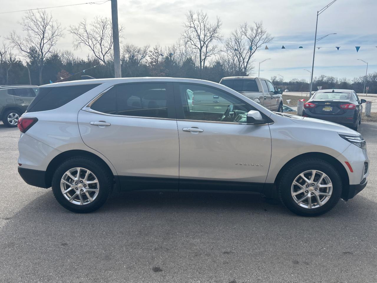 Chevrolet Equinox AWD 4dr LT w/1LT 2022