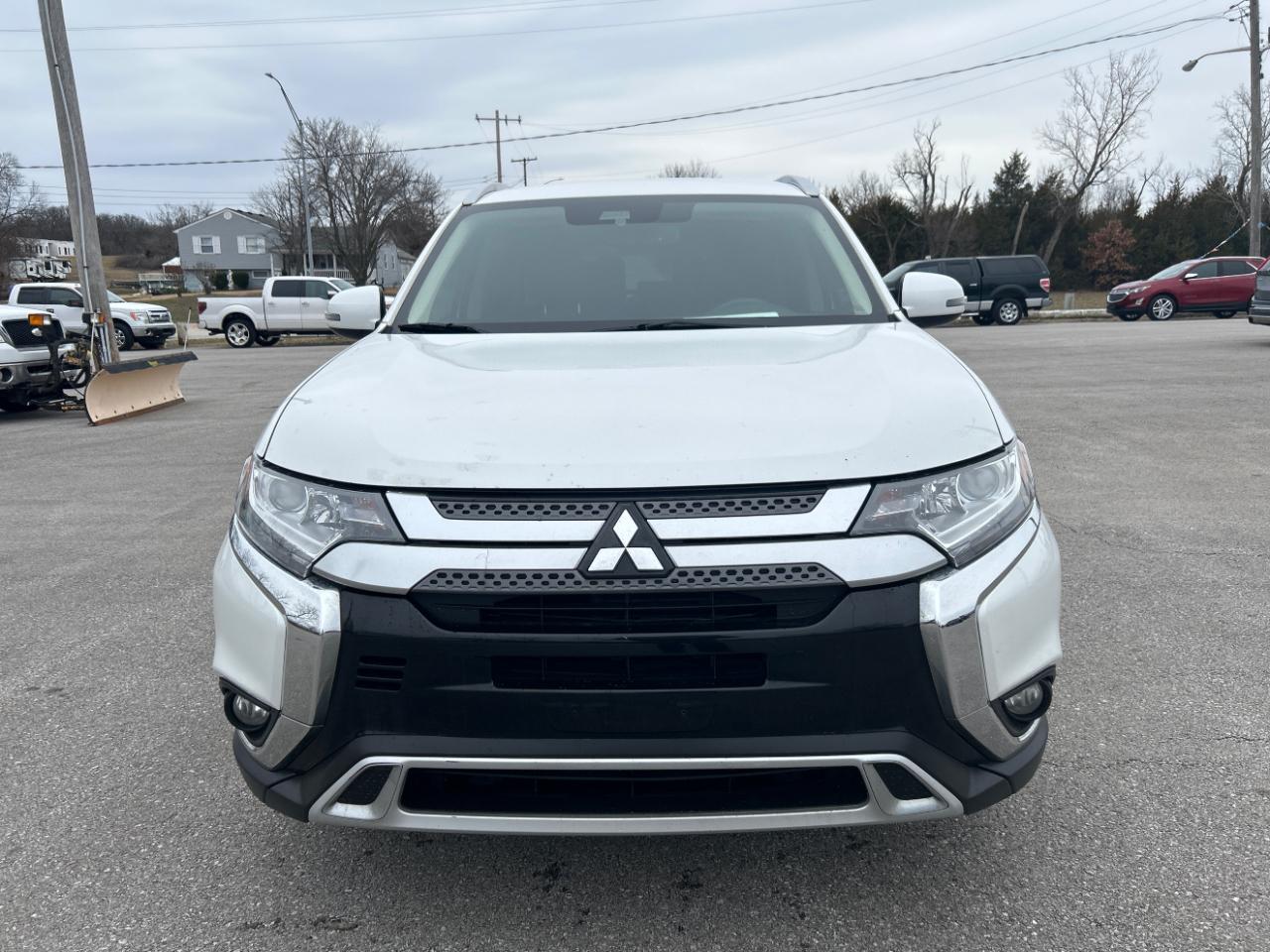 Mitsubishi Outlander SEL FWD 2020