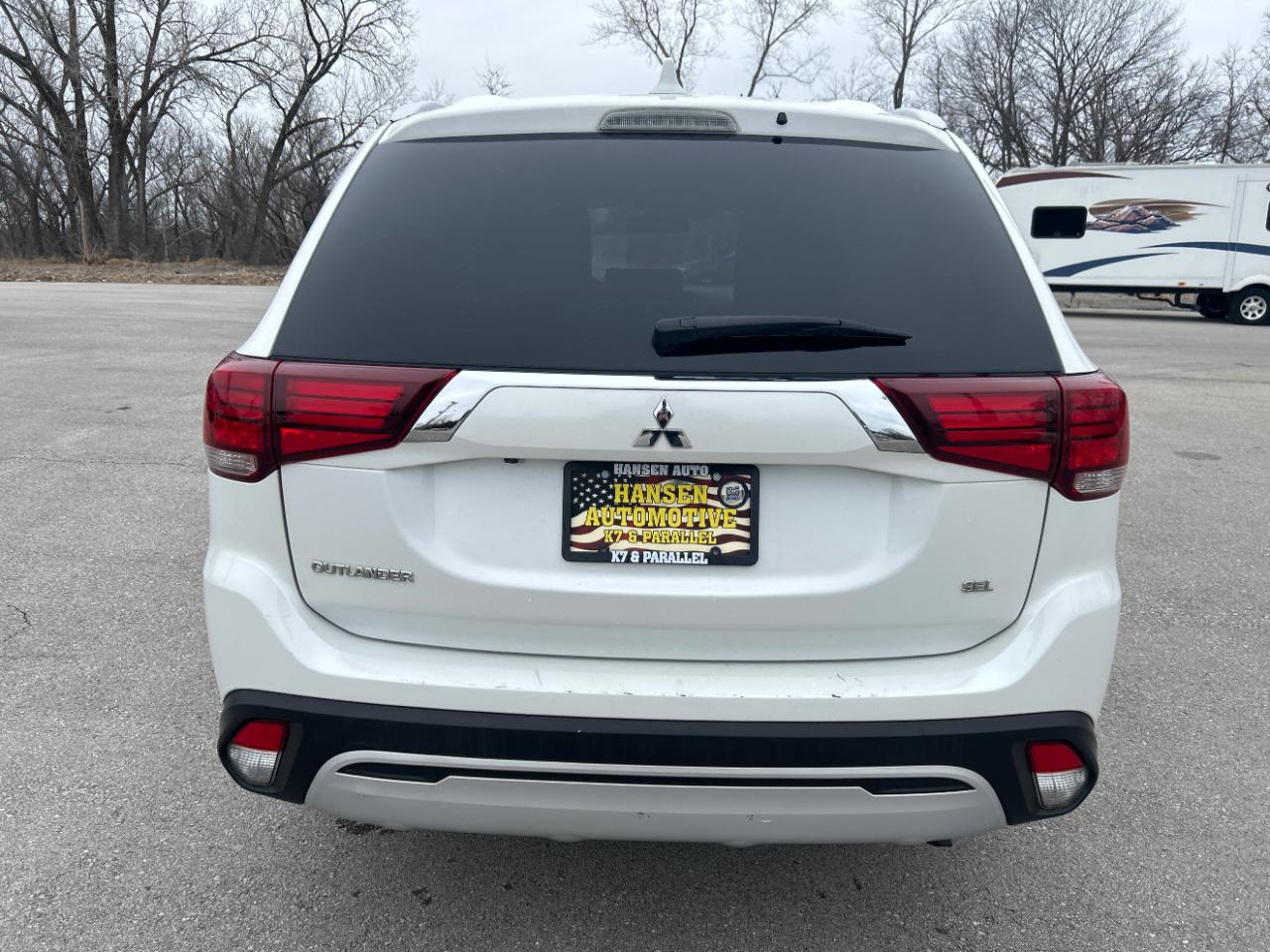 Mitsubishi Outlander SEL FWD 2020