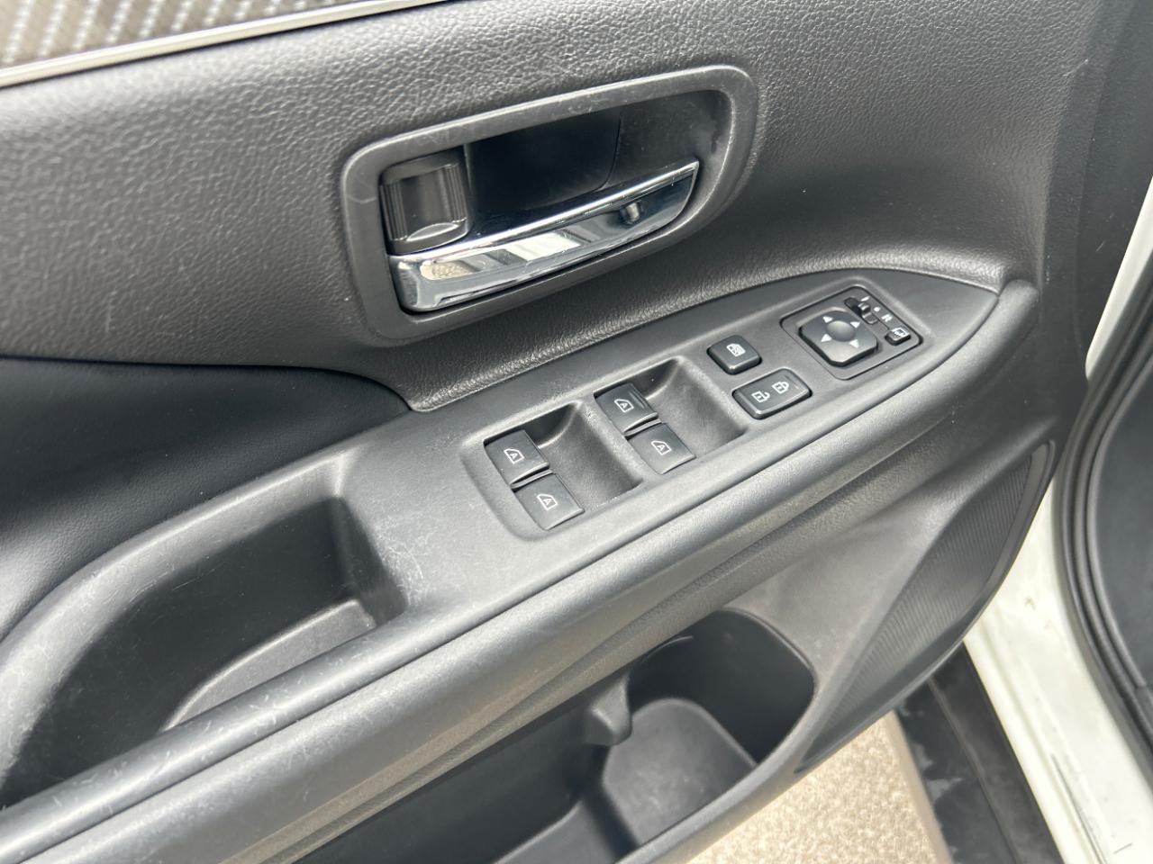 Mitsubishi Outlander SEL FWD 2020