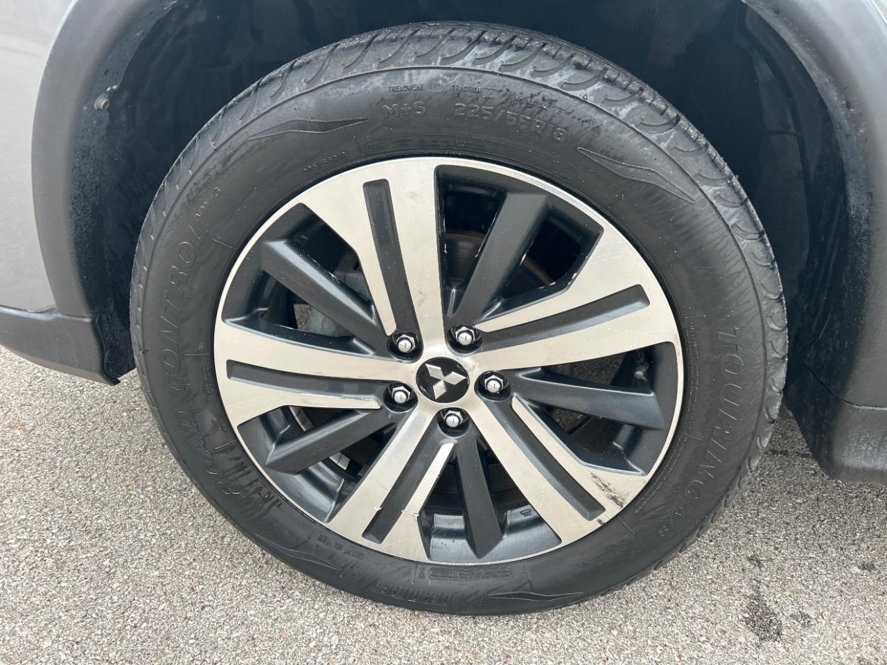 Mitsubishi Outlander Sport ES 2.0 CVT 2020