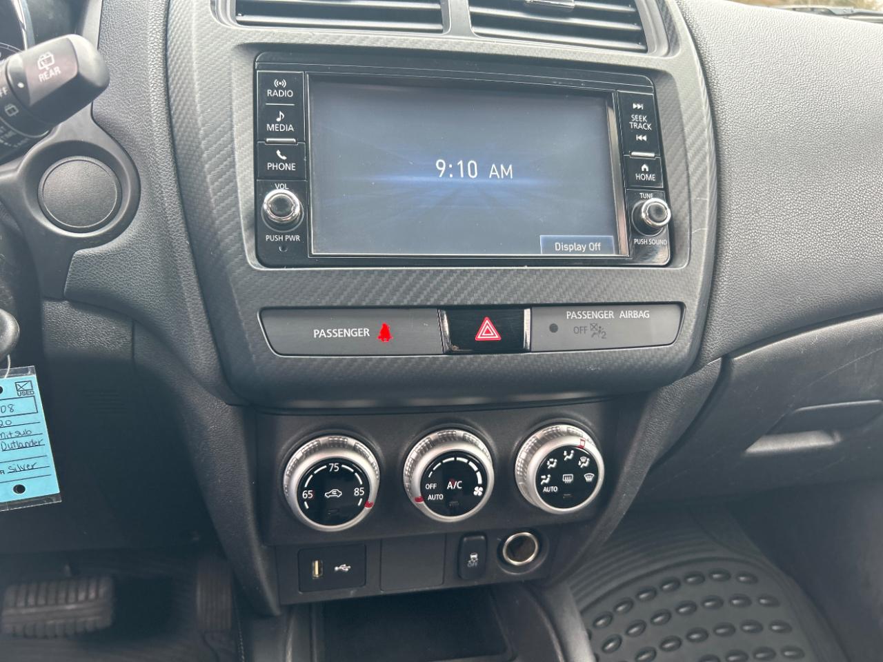 Mitsubishi Outlander Sport ES 2.0 CVT 2020