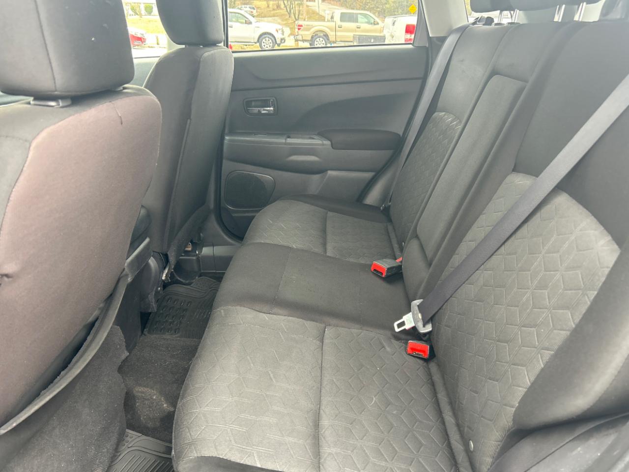 Mitsubishi Outlander Sport ES 2.0 CVT 2020