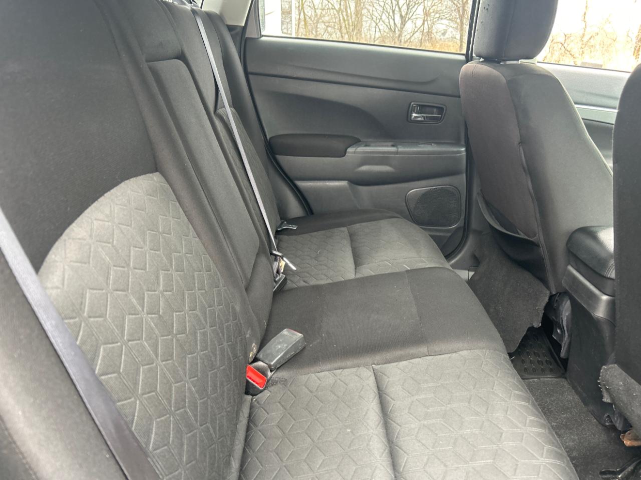 Mitsubishi Outlander Sport ES 2.0 CVT 2020