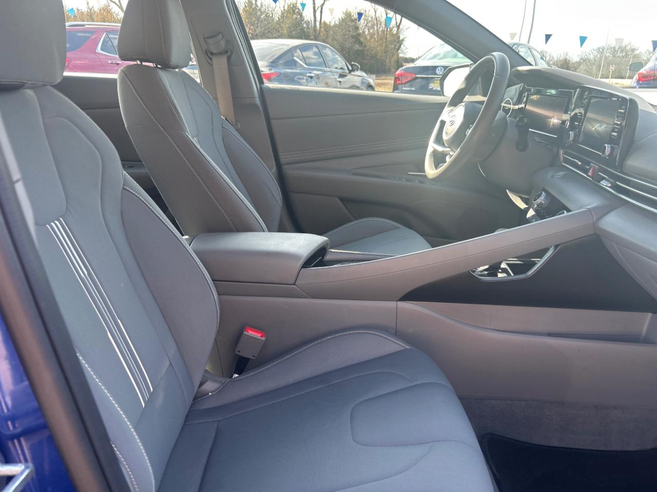 Hyundai Elantra SEL IVT 2022