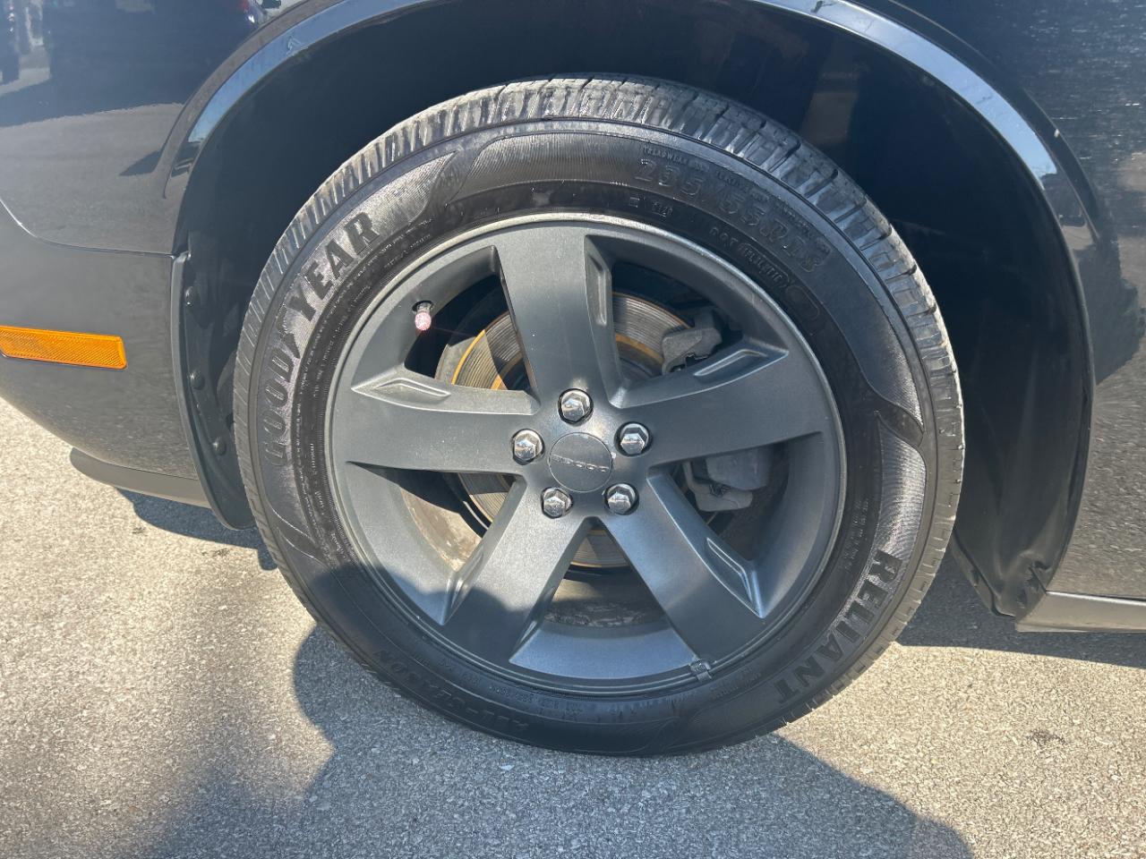 Dodge Challenger 2dr Cpe SXT 2014